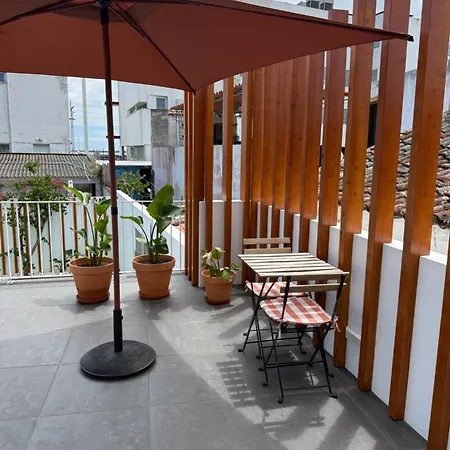 Lägenhet Casa Verde, T1 Com Terraco, Na Da Vitoria