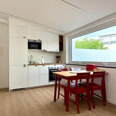 Casa Verde, T1 Com Terraco, Na Da Vitoria Lägenhet