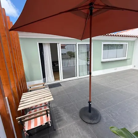 Casa Verde, T1 Com Terraco, Na Da Vitoria