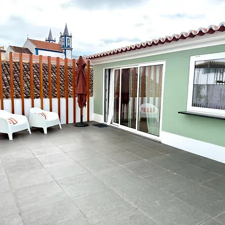 Casa Verde, T1 Com Terraco, Na Da Vitoria Lägenhet *