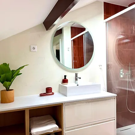 Casa Verde, T1 Com Terraco, Na Da Vitoria Lägenhet *