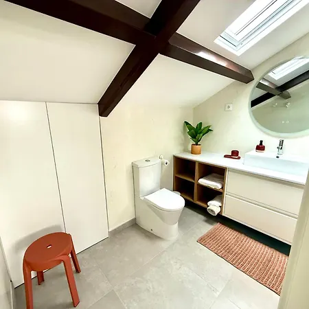 Casa Verde, T1 Com Terraco, Na Da Vitoria * Praia da Vitória